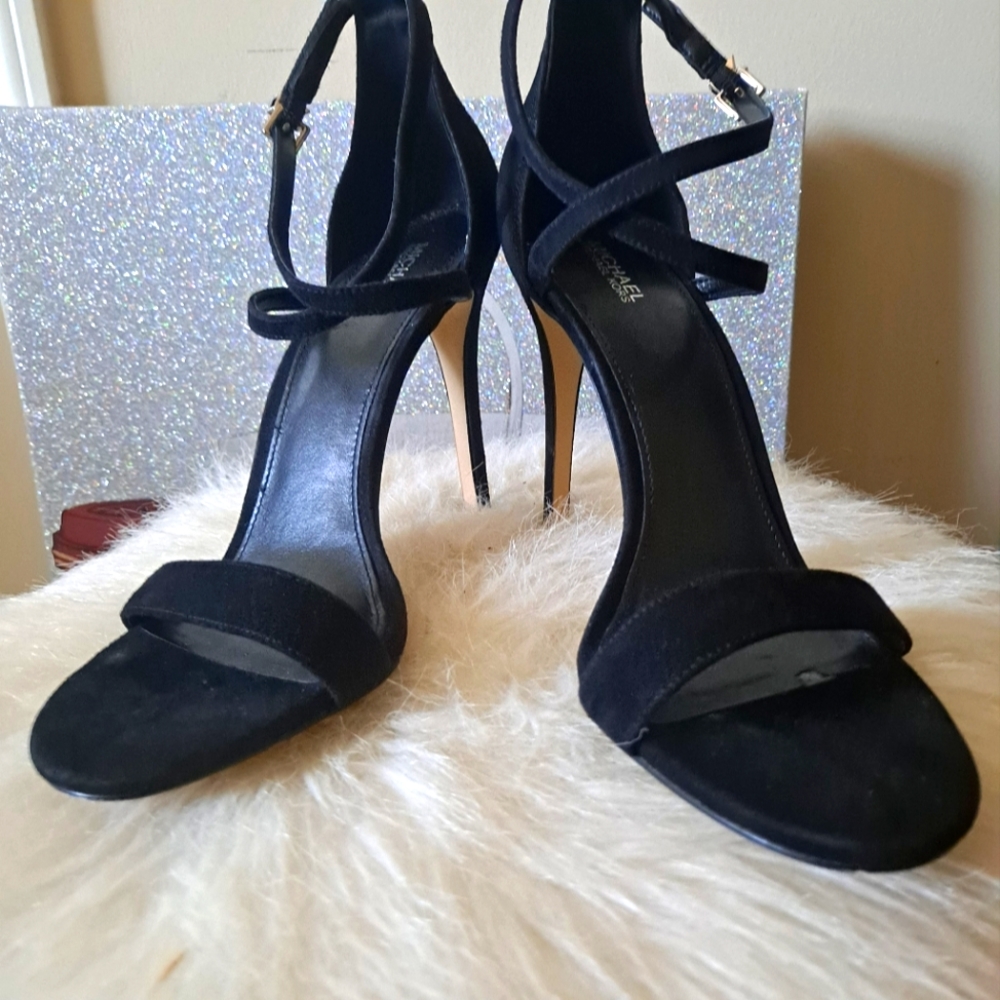 Michael Michael Kors Antonia Suede Sandal size 10m Black Suede